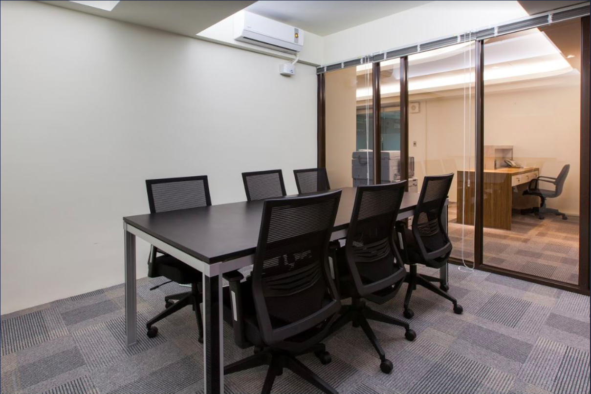 6人會議室